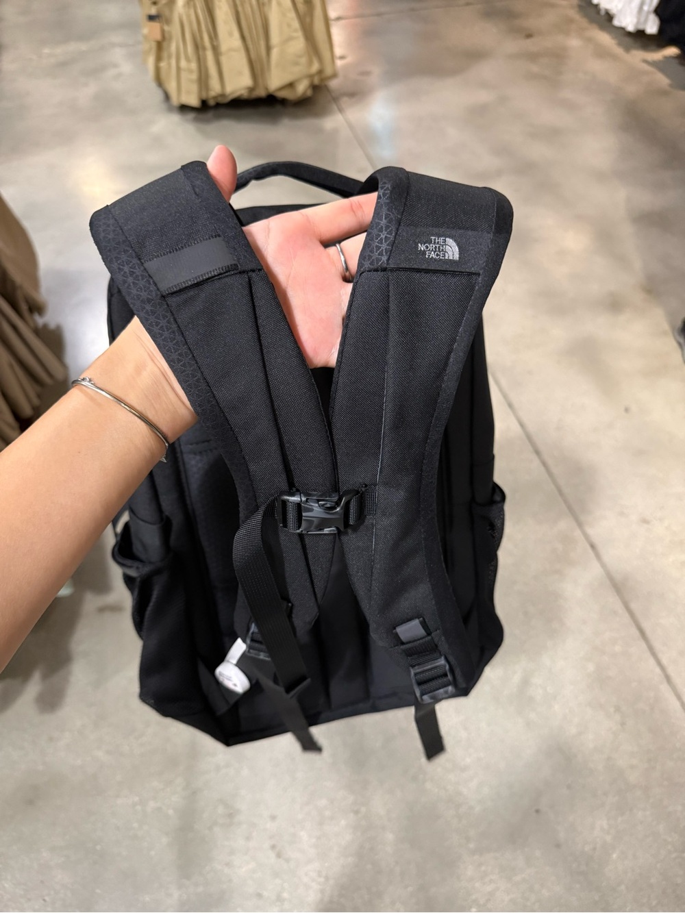 NWT!The North Face PivotER Backpack TNF Black Laptop Travel School Bag,Unisex - Picture 4 of 11